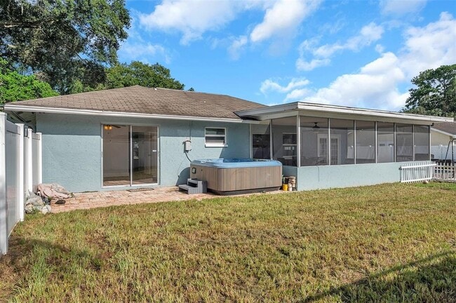 Building Photo - 1520 Windmill Pointe Rd