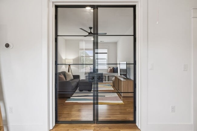 Building Photo - Great East Nashville house-close to 5 Points and Shelby Park