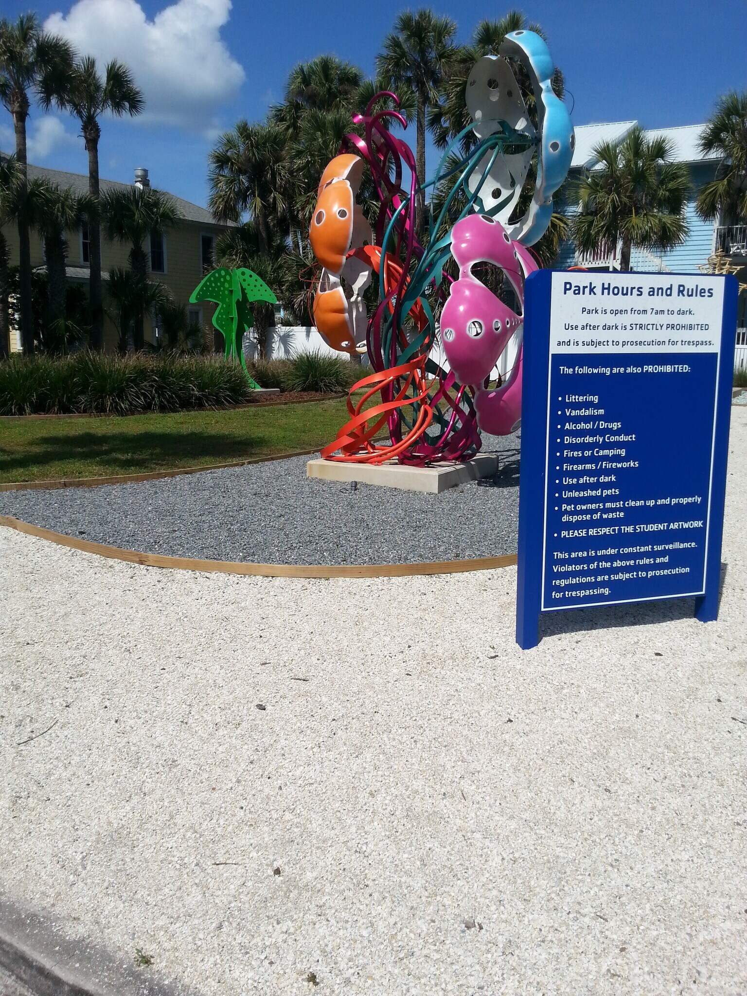 Building Photo - 183 5th Ave S