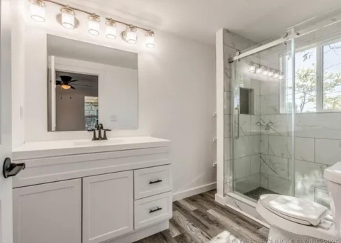 Building Photo - 6514 E Pine Pl