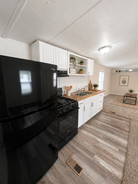 Building Photo - 27 Bellwood Dr
