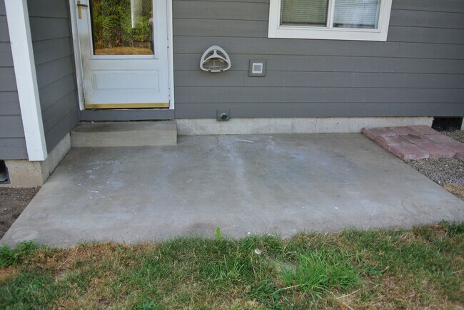 Building Photo - Spacious 3-bedroom, 1 bath home in Albany