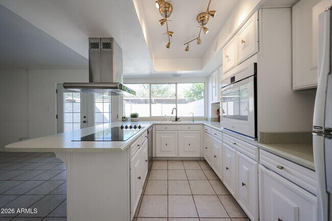 Building Photo - 4028 N Granite Reef Rd