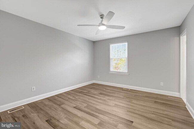 Building Photo - 13416 Whaley Ct