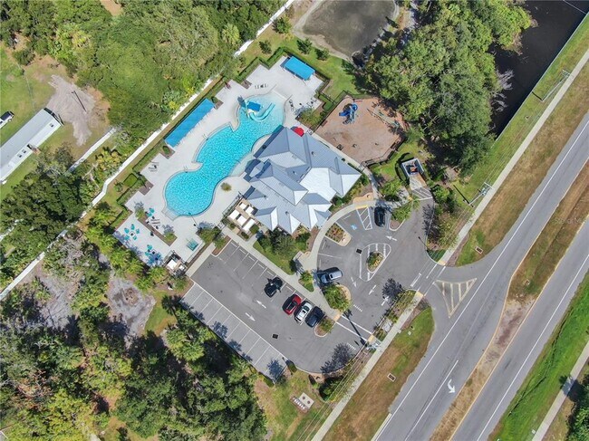 Building Photo - 7085 Woodchase Glen Dr