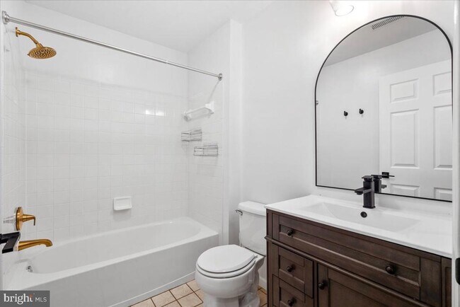 Building Photo - 5227 Regal Ct