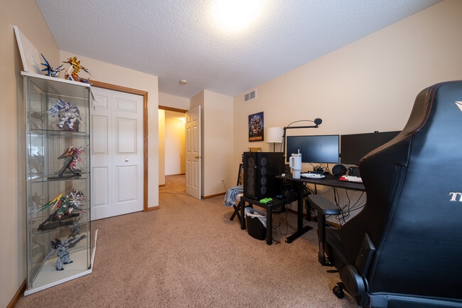 Building Photo - 17540 Gillette Way