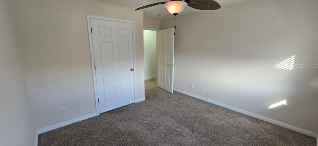 Building Photo - 8084 N Ridge Loop E
