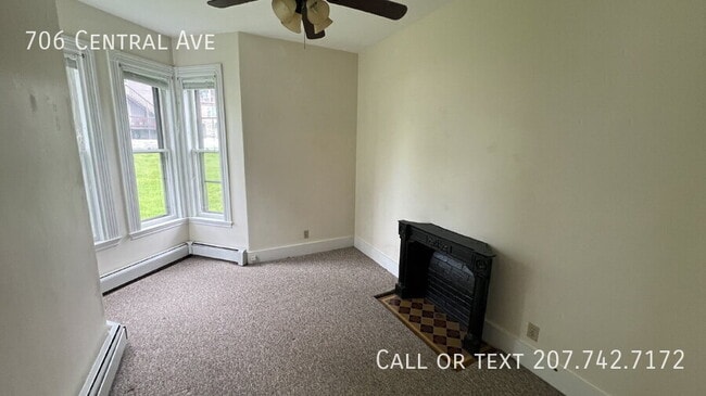 Building Photo - 706 Central Ave