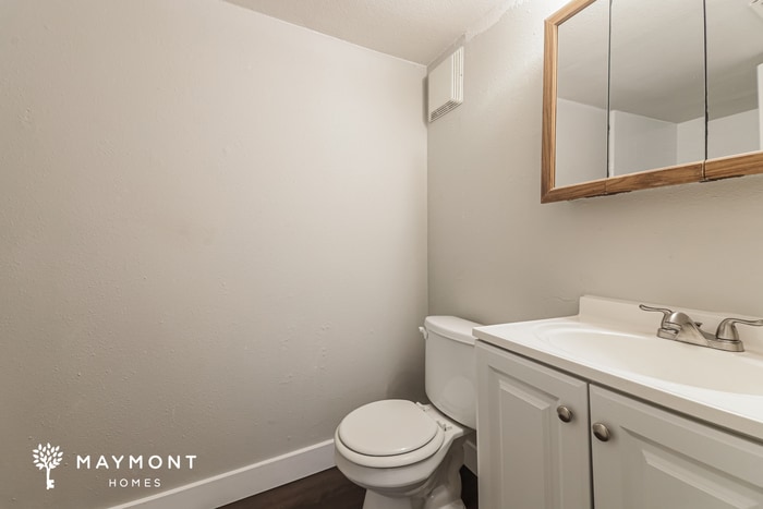 Building Photo - 4421 Westminster Dr