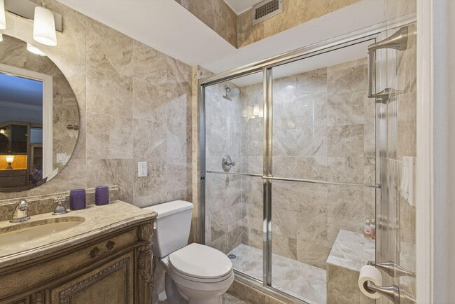 Building Photo - 300 N Hwy A1A