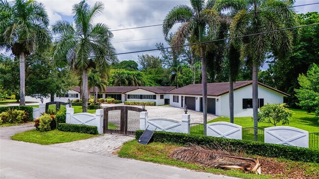 Building Photo - 14701 SW 63rd St