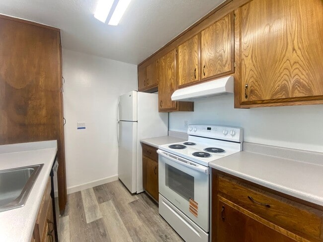 Building Photo - Spacious 1-bedroom home in Fremont! - Grim...