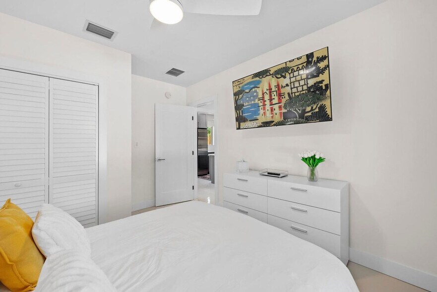 Building Photo - 44 N Federal Hwy