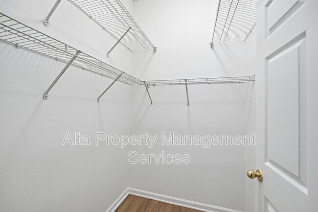 Building Photo - 6081 Maggies Cir