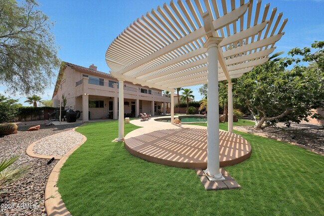 Building Photo - 11001 N 153rd Dr