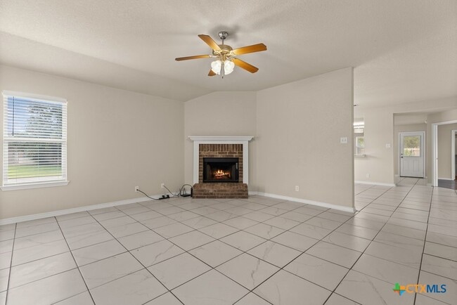 Building Photo - 4703 Stonehaven Dr