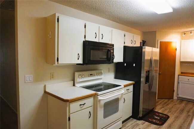 Building Photo - 514 Sea Hawk Ct