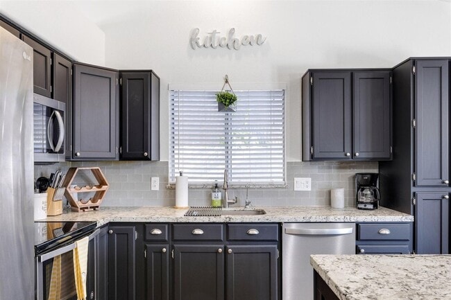 Building Photo - 4525 E Angela Dr