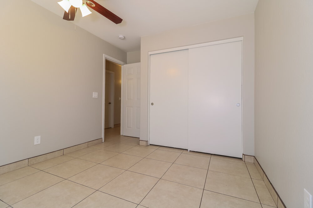 Building Photo - 1616 S 82nd Dr