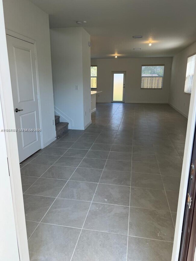 Building Photo - 2281 NW 131st Cir