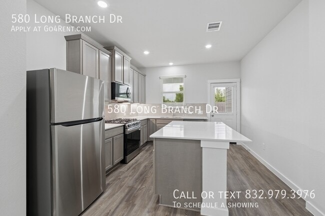 Building Photo - 580 Long Br Dr