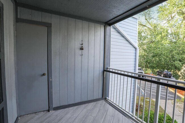 Building Photo - 3655 Atrium Dr