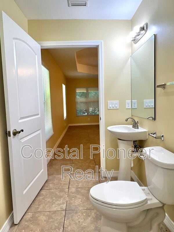 Building Photo - 1321 Shadwell Ct
