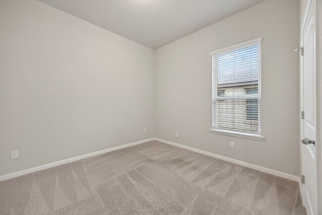 Building Photo - 14350 Gold Rush Pass