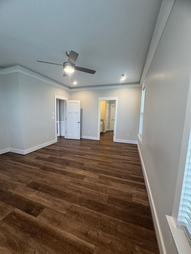 Building Photo - 311 Indigo Way