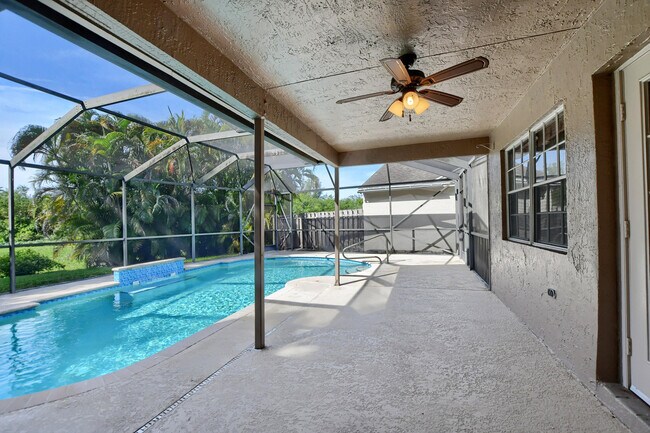 Building Photo - 22556 Middletown Dr