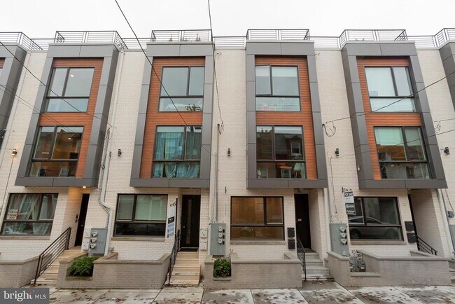 Building Photo - 1516 Cambridge St