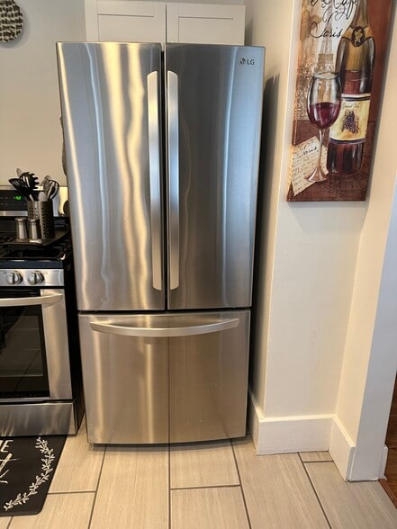 Building Photo - 3342 Bookman Ave