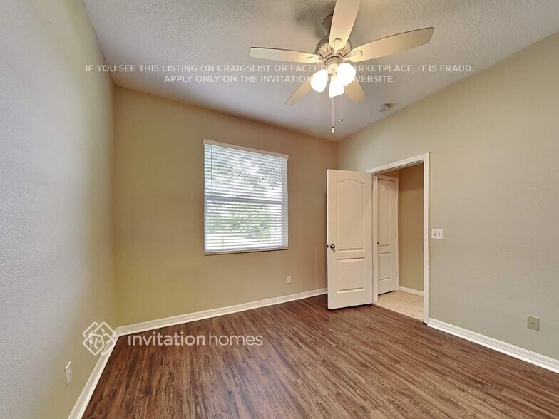 Building Photo - 12911 Cattail Shore Ln