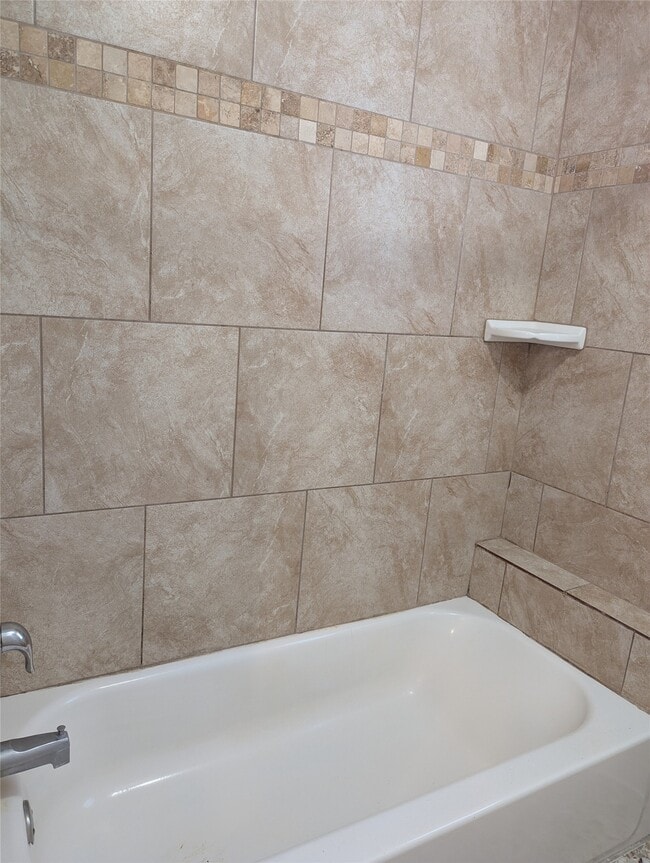 Building Photo - 1810 Mustang Springs Dr