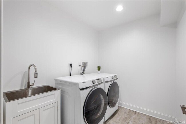 Building Photo - 109 Lee Rd