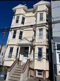 Building Photo - 422 St Pauls Ave