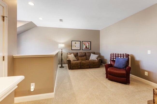 Building Photo - 1140 Frenchtown Ln