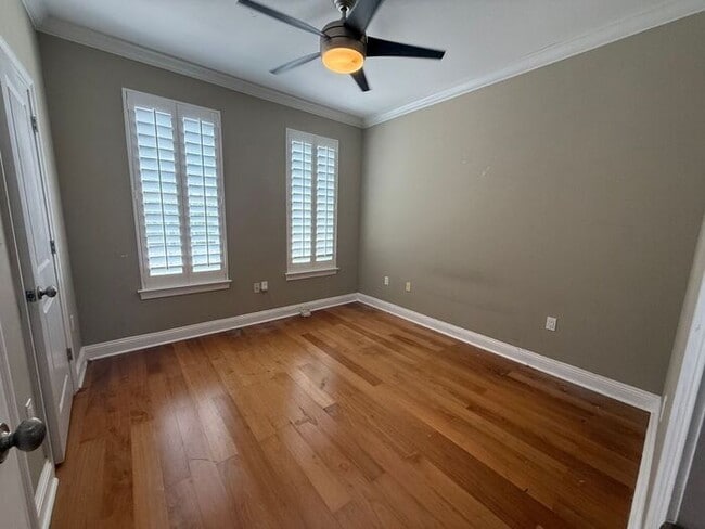 Building Photo - Navarre - Hidden Bay Village - 3 bedroom, 3 bathroom - Waterfront Townhome