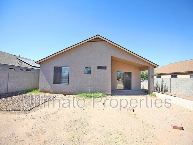 Building Photo - 631 E Arizona Ave