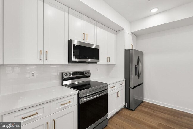 Building Photo - 1631 Blacksmith Wy