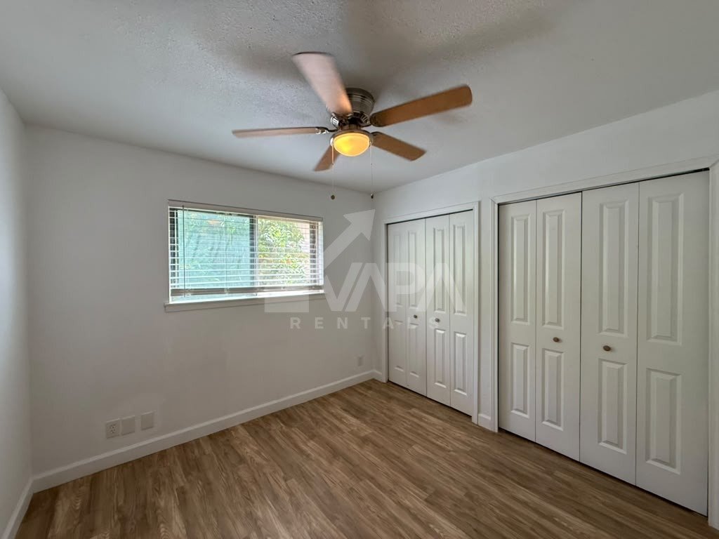 Building Photo - 6707 Cypress Lake Dr