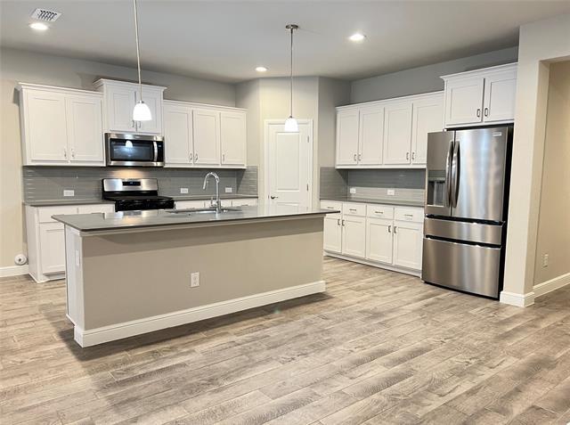 Building Photo - 15748 Putney Wy