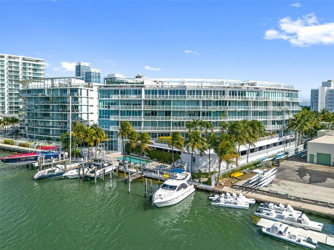 Building Photo - 6580 Indian Creek Dr