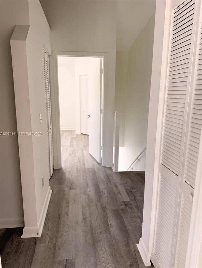 Building Photo - 13785 Bottlebrush Ct
