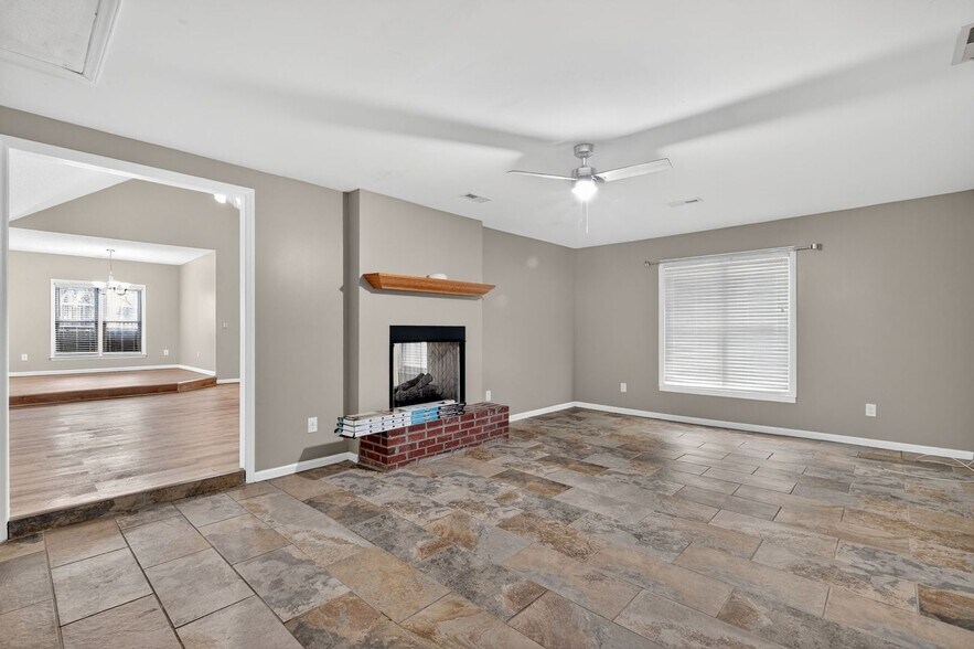 Building Photo - 1186 Stixfield Ct