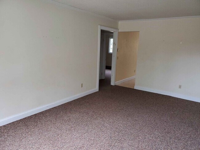 Bedroom - 83 River Rd