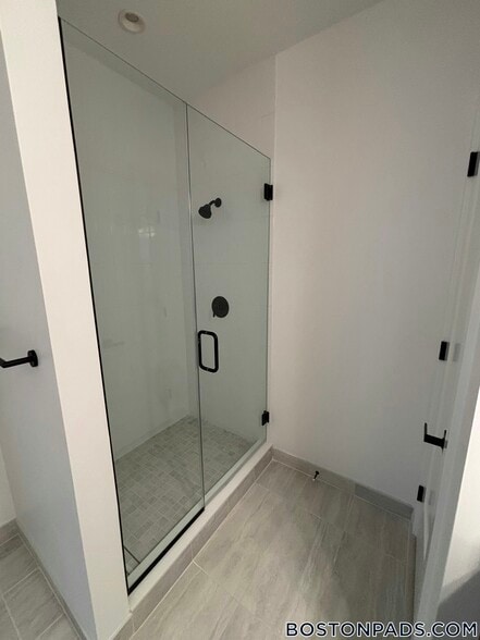 Building Photo - 199 Gardner St