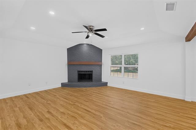 Building Photo - 6000 Cool Springs Dr
