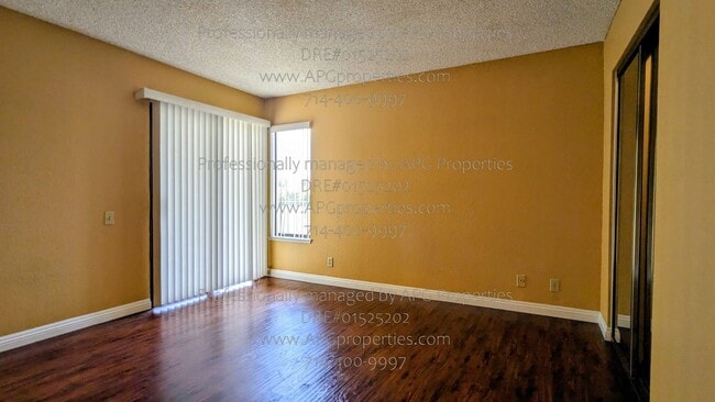 Building Photo - 7113 Apricot Dr